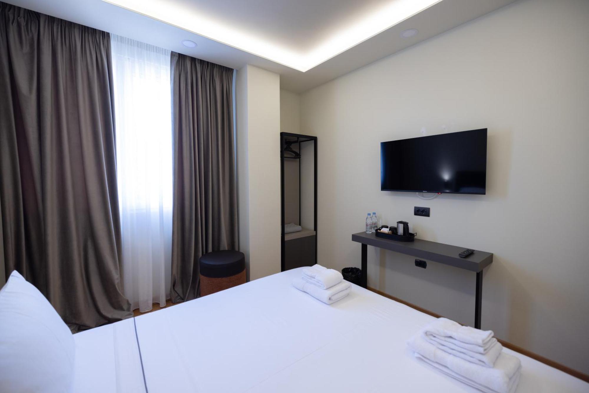 Green Boutique Hotel Vlore Ngoại thất bức ảnh